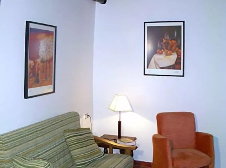 Apartamentos Rurales Víctor Chamorro Del Arco