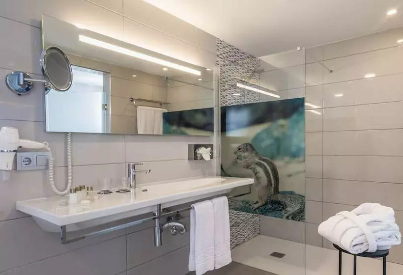 Aparthotel Esquinzo y Monte del Mar