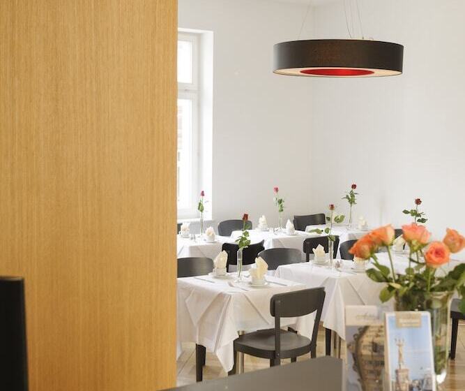 Отель Augustiner Tor