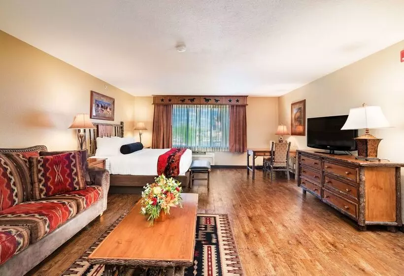 هتل Best Western Plus Kelly Inn & Suites