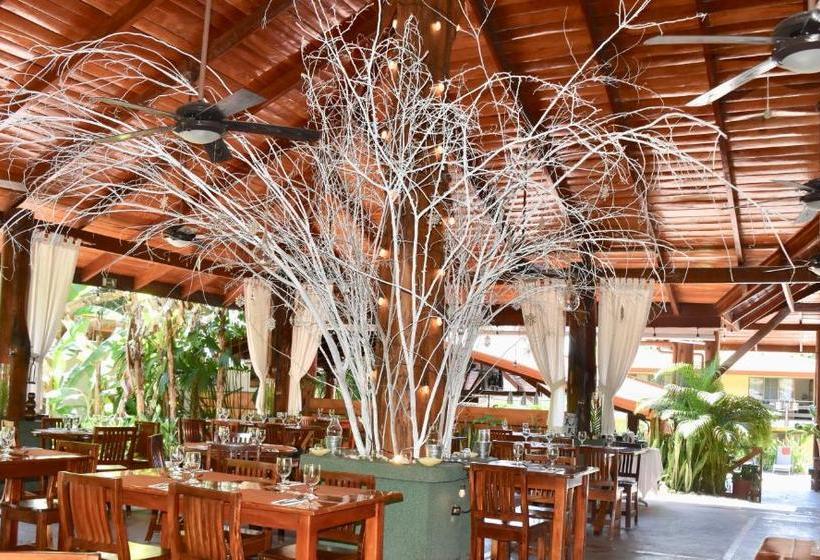 هتل Espadilla Gardens