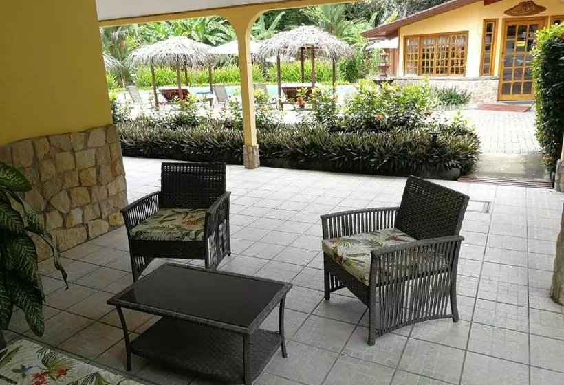 فندق Espadilla Gardens