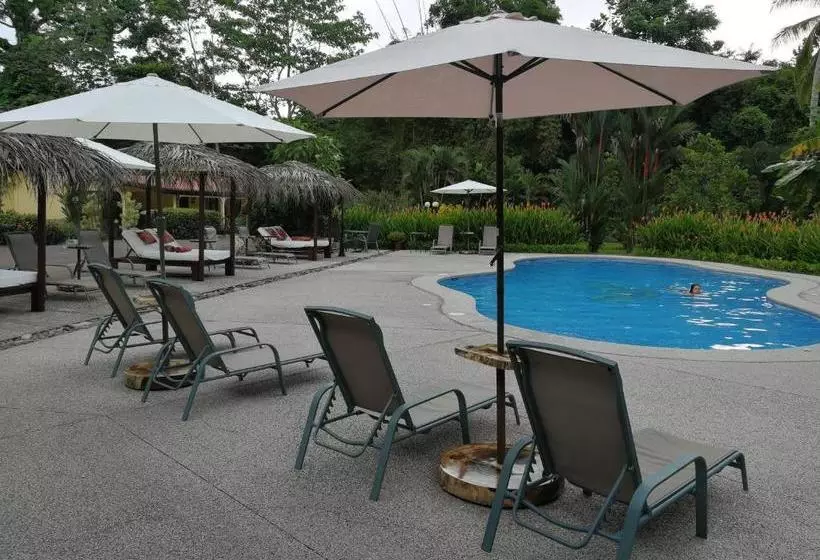 فندق Espadilla Gardens