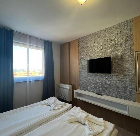 فندق Casa Karina Bansko Half Board & All Inclusive