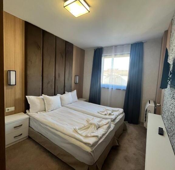 فندق Casa Karina Bansko Half Board & All Inclusive