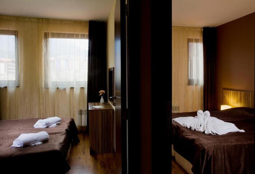 فندق Casa Karina Bansko Half Board & All Inclusive