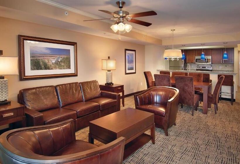 فندق Club Wyndham Towers On The Grove