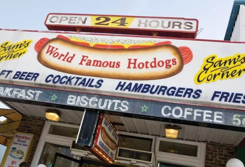 هتل Club Wyndham Towers On The Grove