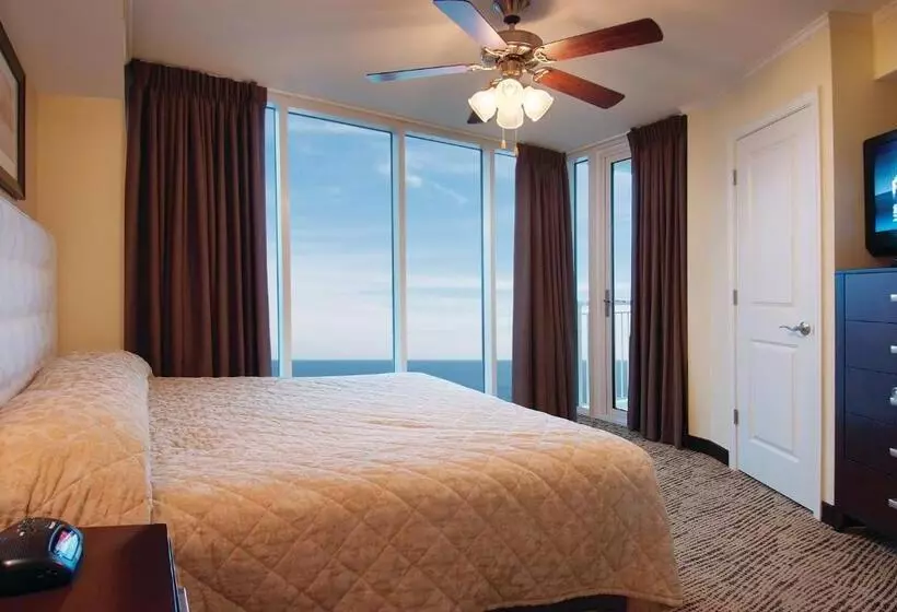 هتل Club Wyndham Towers On The Grove