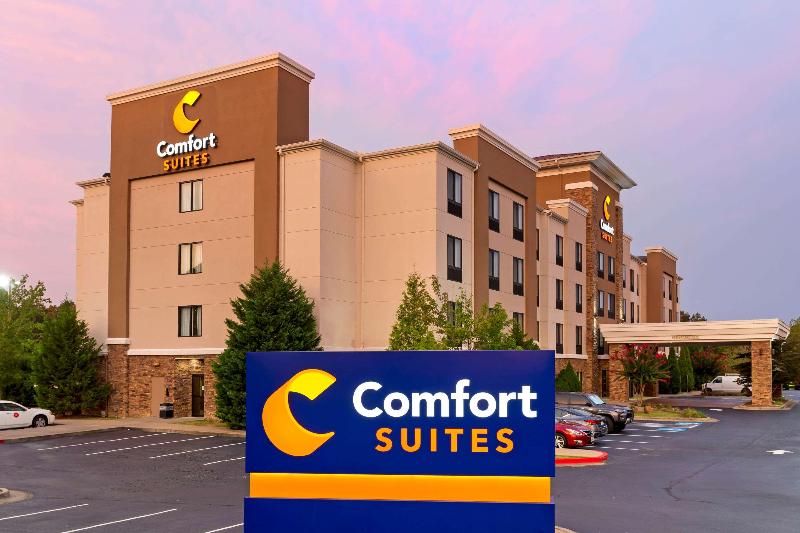 בית מלון כפרי Comfort Suites Little Rock West