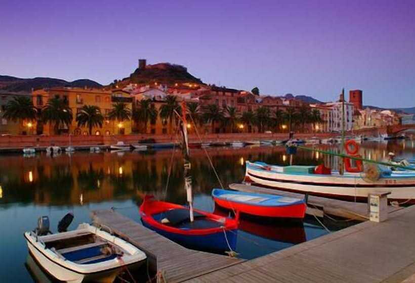 فندق Corte Fiorita Albergo Diffuso