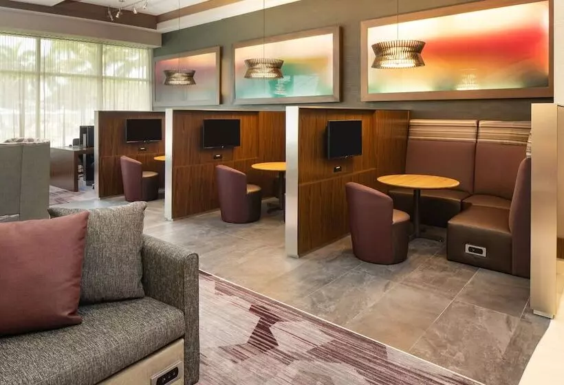 酒店 Courtyard By Marriott Miami Airport