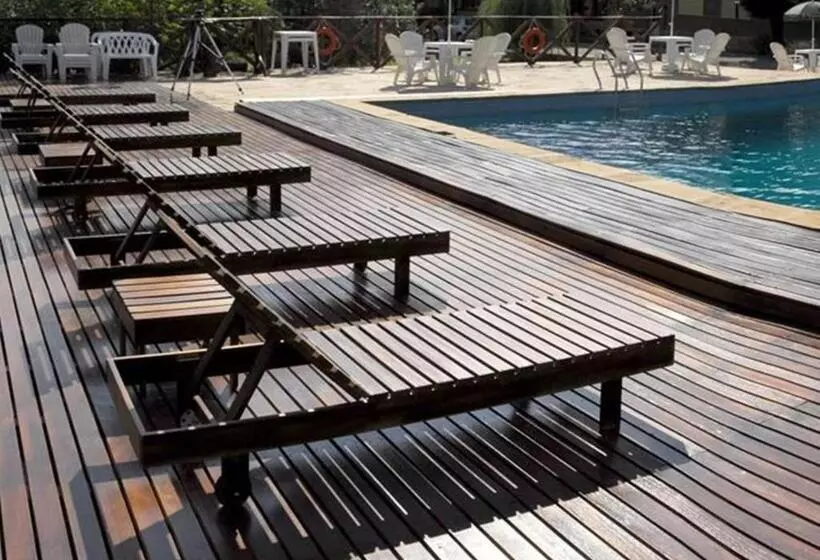 בית מלון כפרי El Hornero Spa