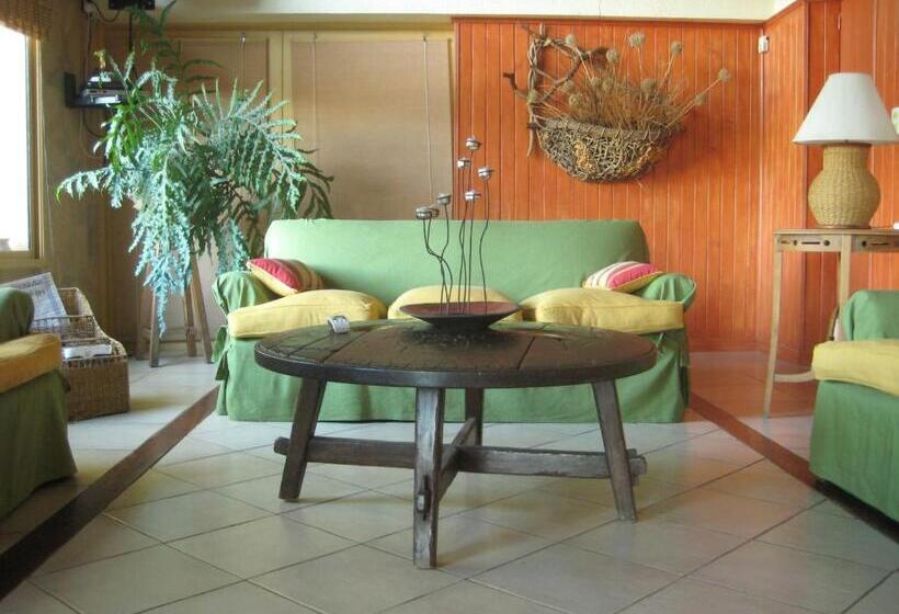 فندق El Hornero Spa