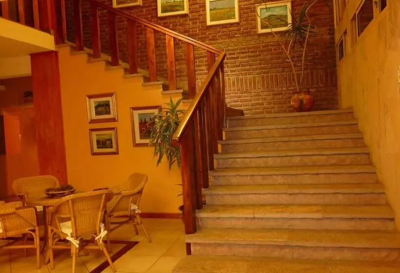 בית מלון כפרי El Hornero Spa