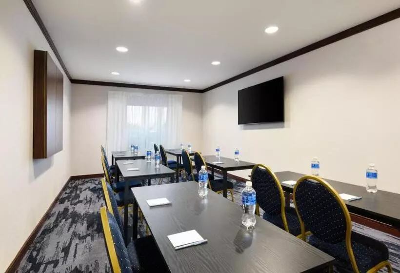 ホテル Fairfield Inn & Suites Fort Pierce / Port St Lucie