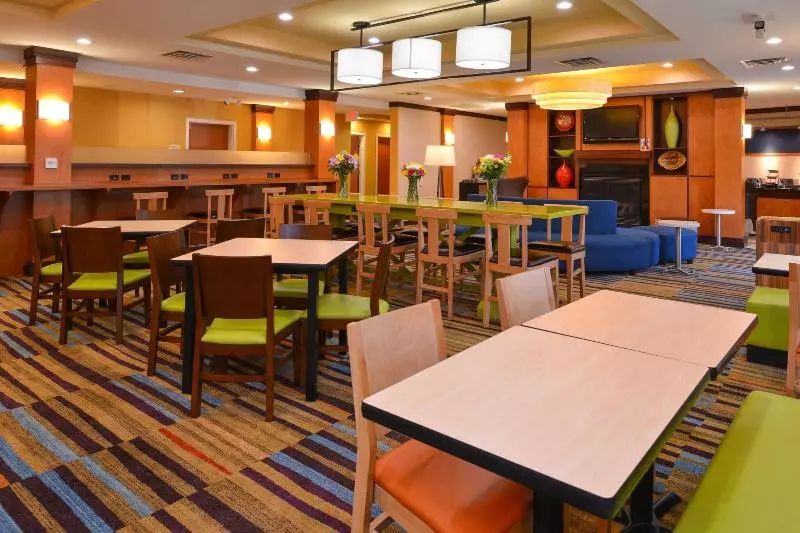 ホテル Fairfield Inn & Suites Fort Pierce / Port St Lucie