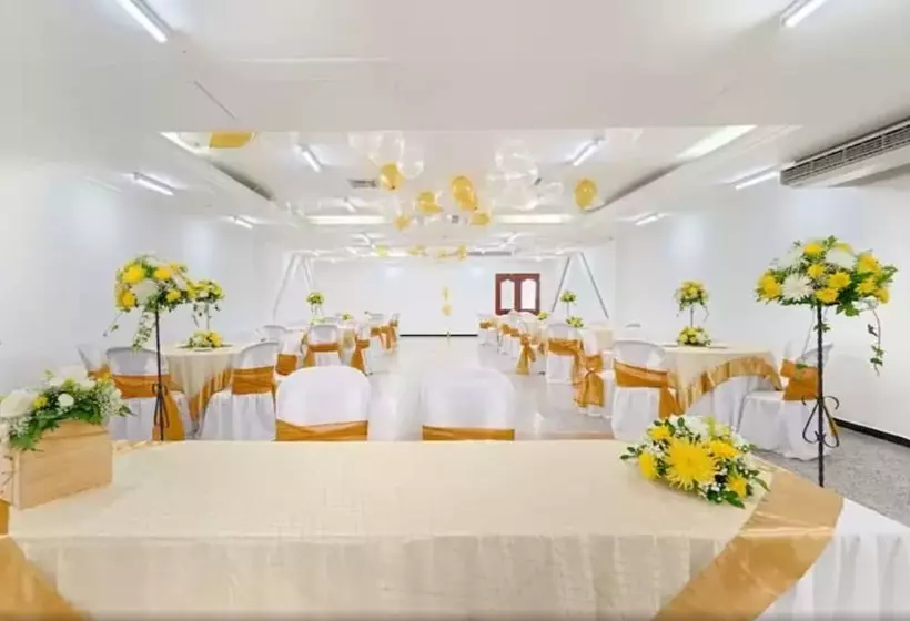 Tama Hotel Granada Real Cali