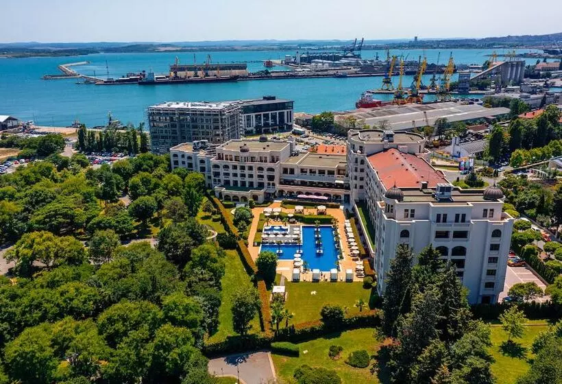 Primoretz Grand Hotel & Spa