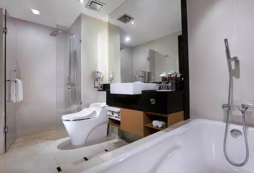 Grand City Hall Hotel & Serviced Residences