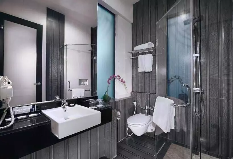 Grand City Hall Hotel & Serviced Residences