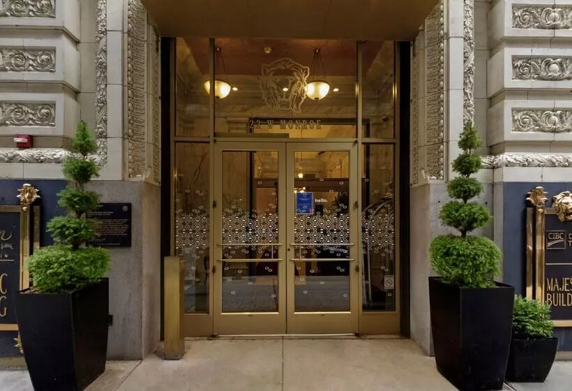 هتل Hampton Inn Majestic Chicago Theatre District