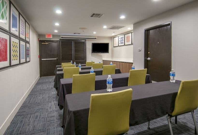 Holiday Inn Express Hotel & Suites Plano West   Frisco, An Ihg