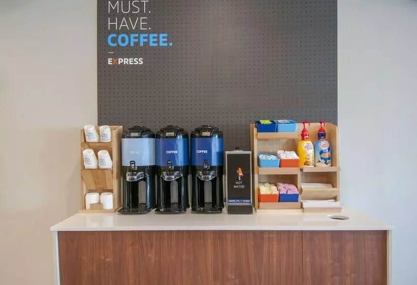 Holiday Inn Express Hotel & Suites Plano West   Frisco, An Ihg