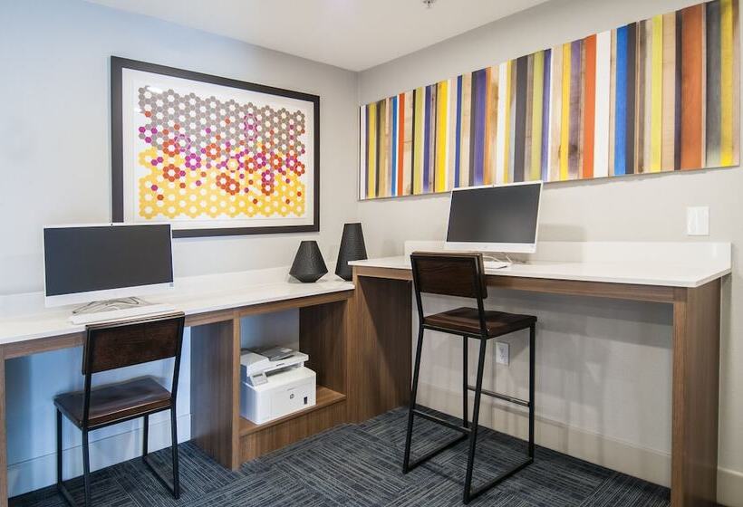 Holiday Inn Express Hotel & Suites Plano West   Frisco, An Ihg