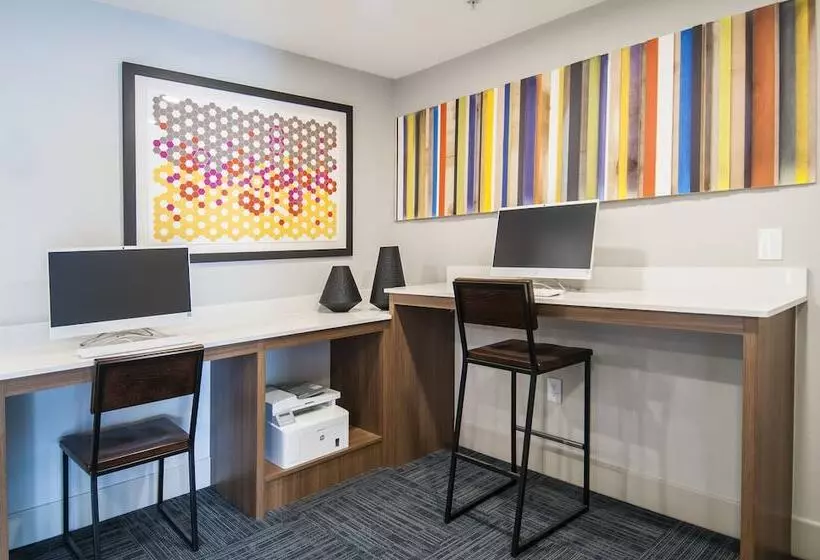 Holiday Inn Express Hotel & Suites Plano West   Frisco, An Ihg