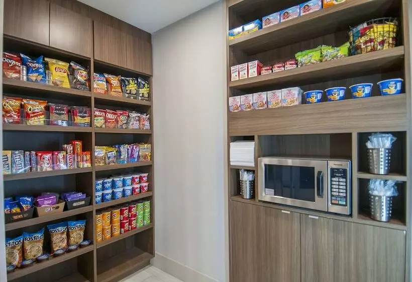 Holiday Inn Express Hotel & Suites Plano West   Frisco, An Ihg