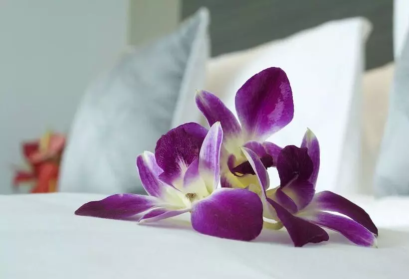 בית מלון כפרי Ibis Semarang Simpang Lima