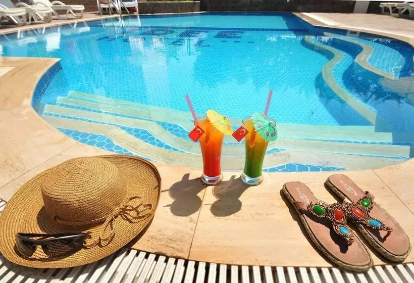 酒店 Idee Sui̇tes Fethiye