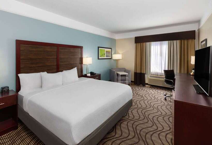 فندق La Quinta By Wyndham Houma