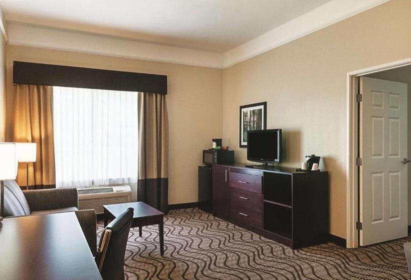 فندق La Quinta By Wyndham Houma