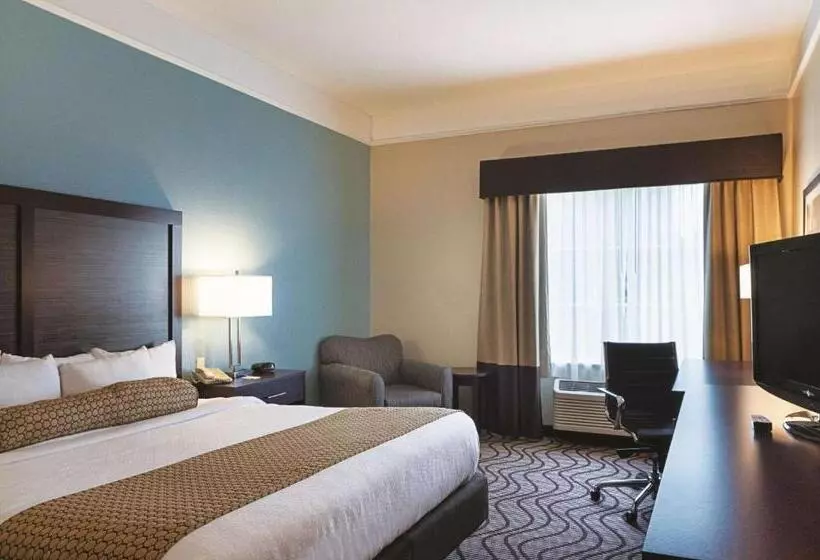 Отель La Quinta By Wyndham Houma