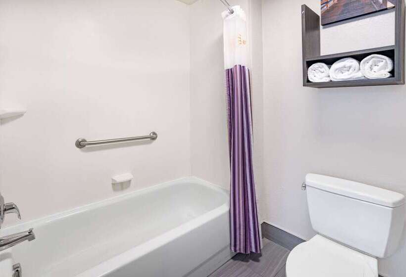 בית מלון כפרי La Quinta Inn & Suites By Wyndham Norfolk