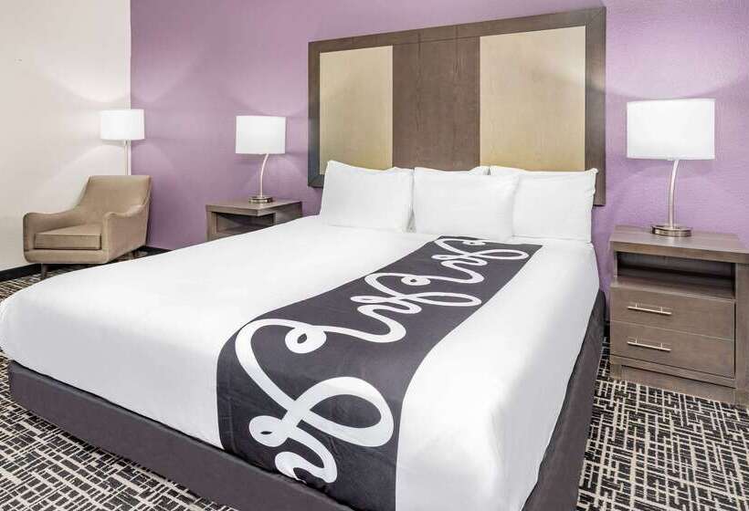 בית מלון כפרי La Quinta Inn & Suites By Wyndham Norfolk