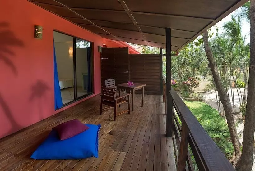 Hotel Laguna Del Cocodrilo