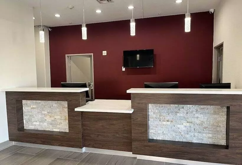 Hotel Red Roof Plus+ San Antonio Northeast