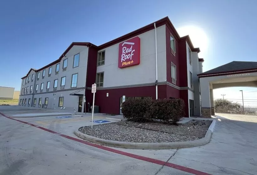 Hotel Red Roof Plus+ San Antonio Northeast