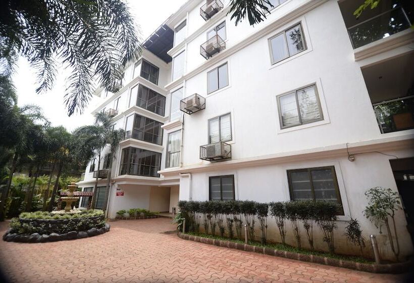 Отель Sunkissed Premium By Wsi,calangute Beach