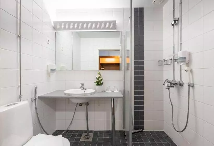 בית מלון כפרי Tuulonen