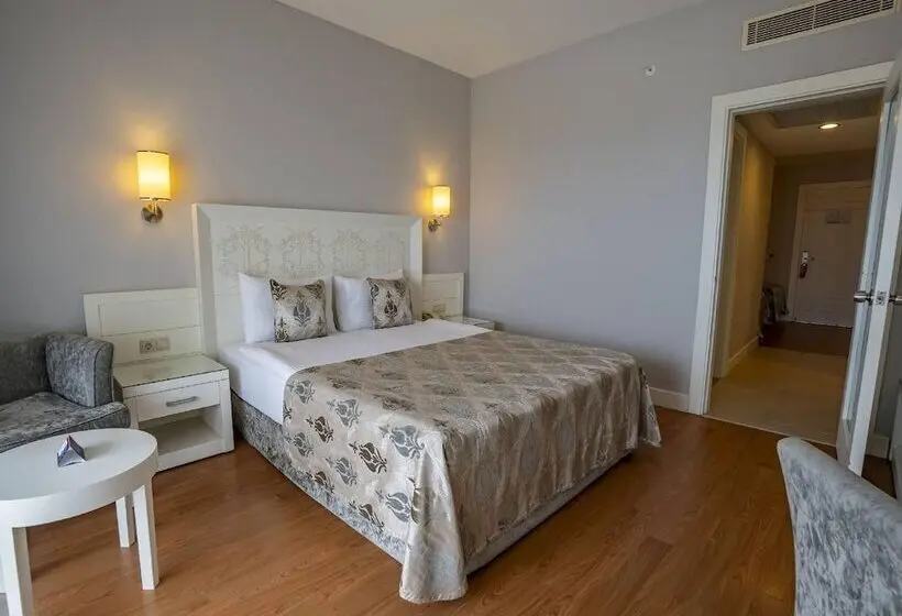 Seamelia Beach Resort Hotel & Spa