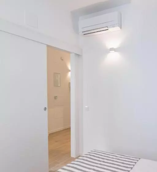 Apartamentos Líbere Valencia Abastos