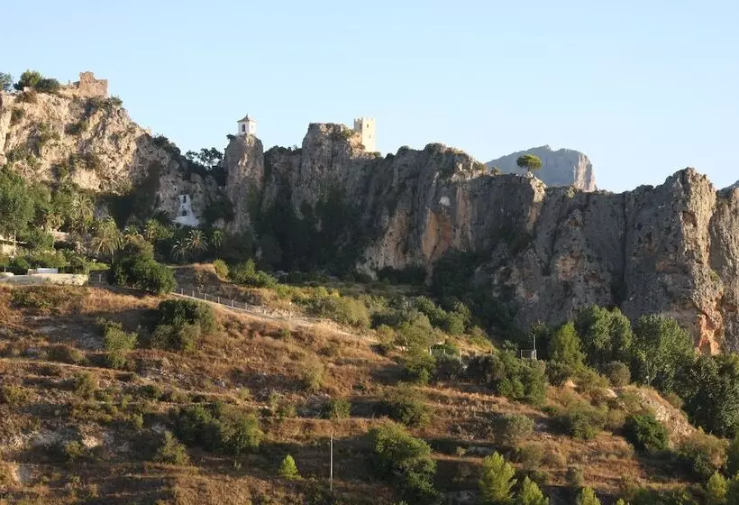 Apartamentos Serrella