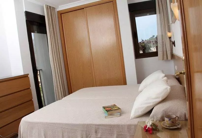 Apartamentos Serrella