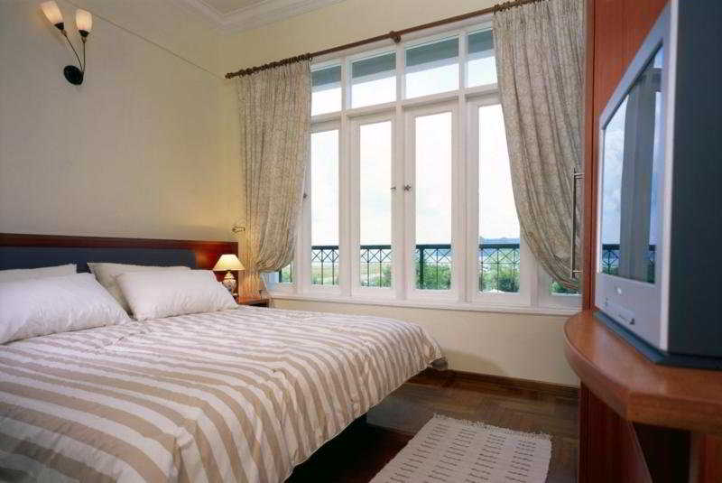 Century Suria Serviced Suite