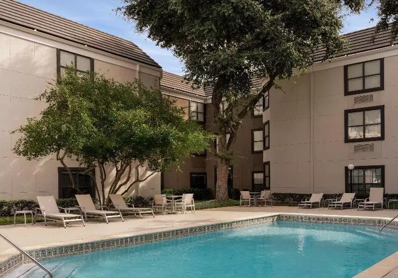 Holiday Inn Express Hotel & Suites Irving Dfw Airport North, An Ihg