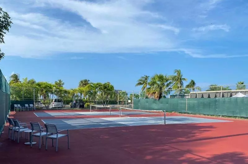 Holiday Inn Resort Grand Cayman, An Ihg